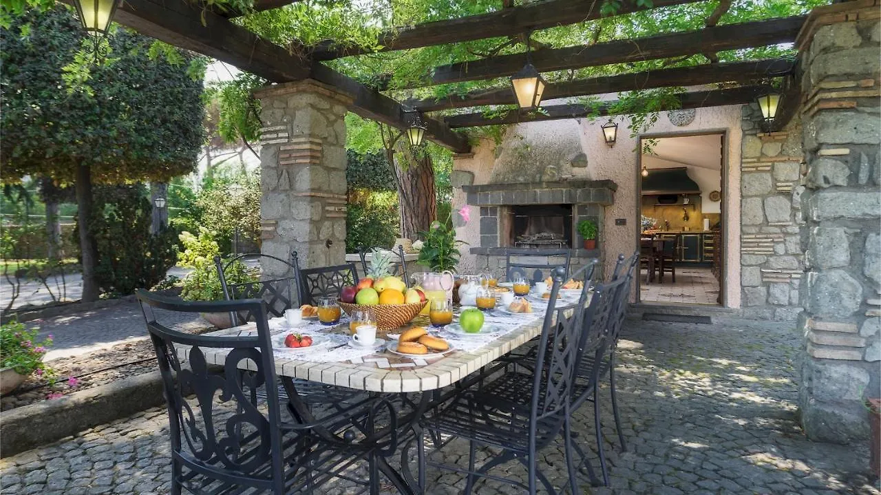 Villa Sylva 6&2, Emma Villas Frattocchie
