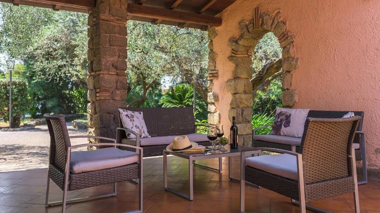Villa Sylva 6&2, Emma Villas Frattocchie Italy