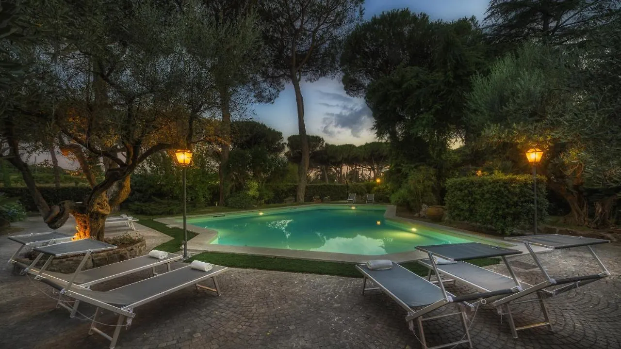 Villa Sylva 6&2, Emma Villas Frattocchie