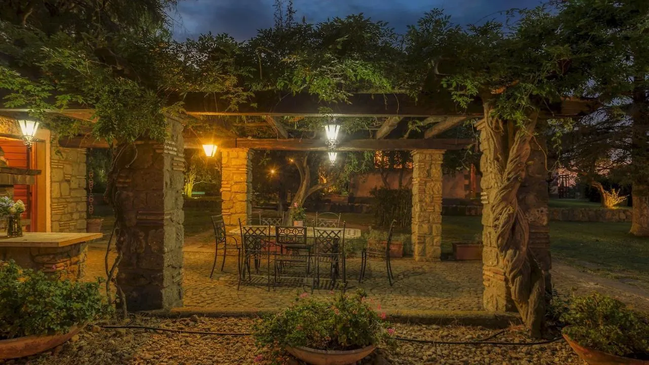 Villa Sylva 6&2, Emma Villas Frattocchie Italy
