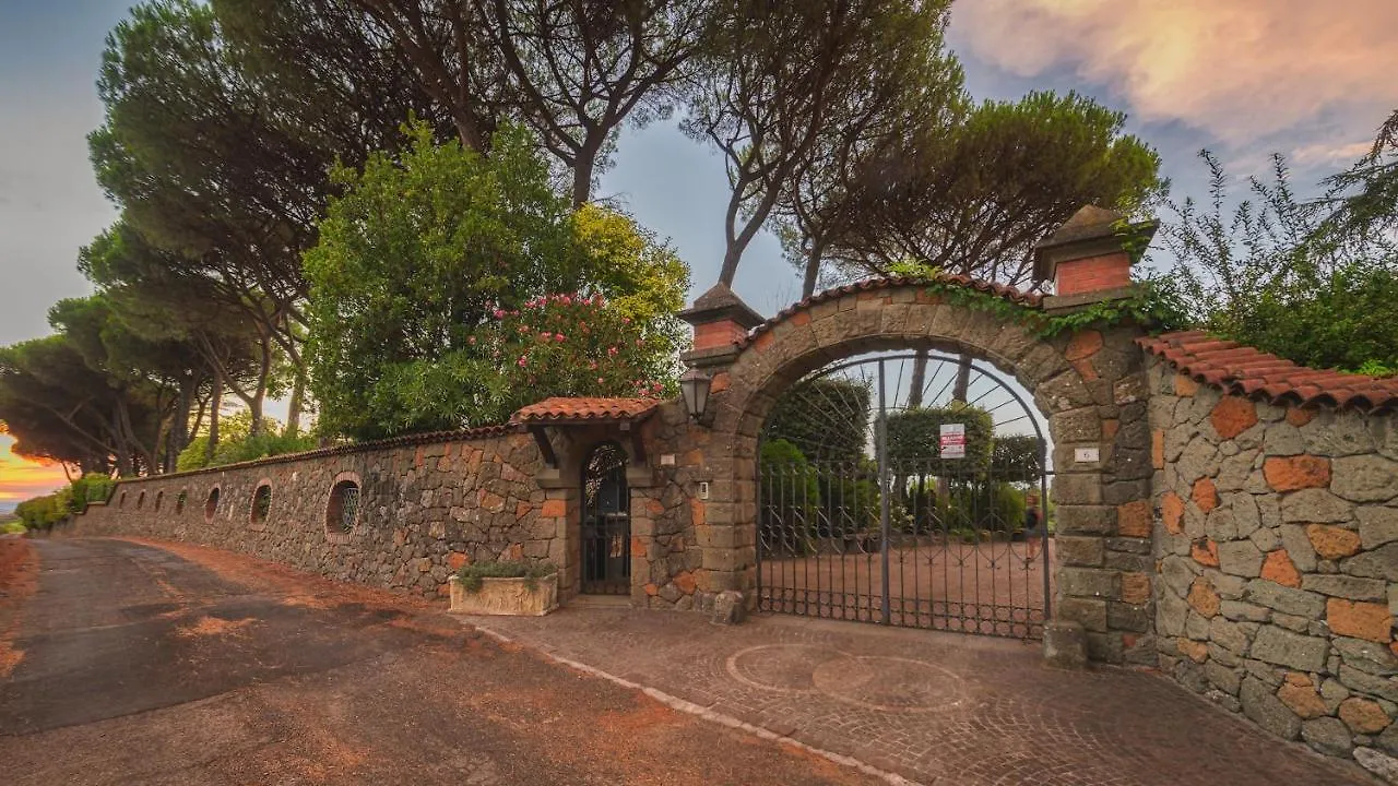 Villa Sylva 6&2, Emma Villas Frattocchie Italy